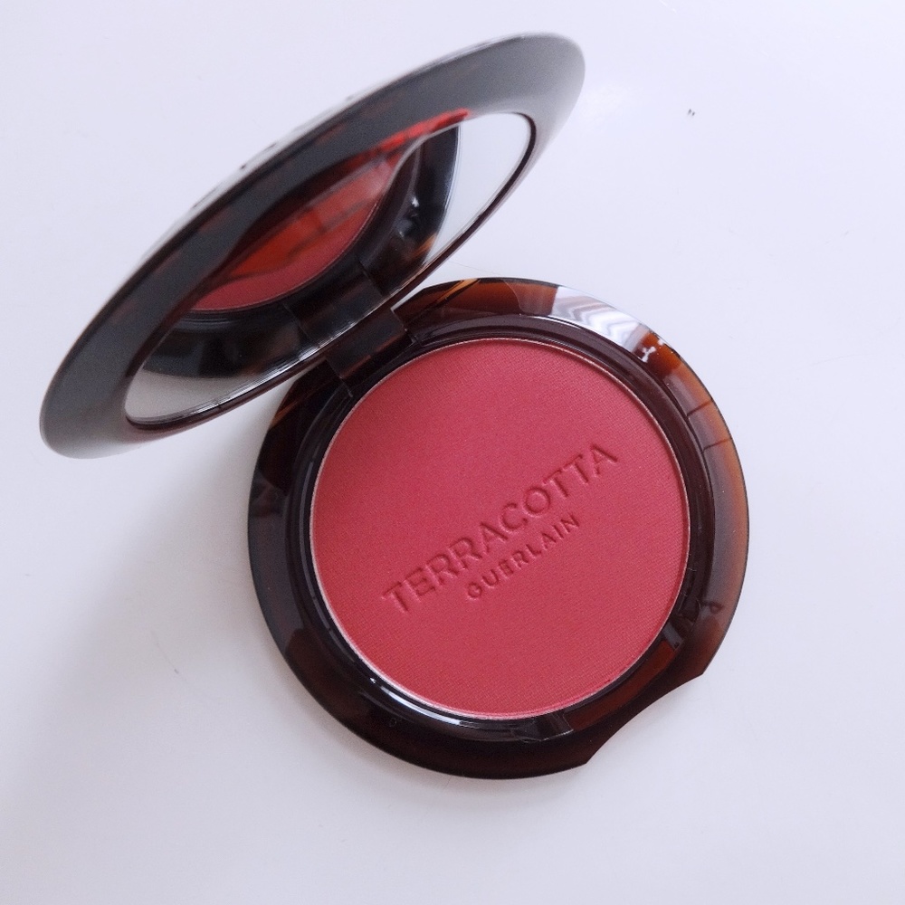 Guerlain Terracotta Blush (04 Deep Pink)